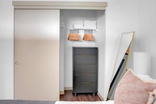 Ballard 1BR w WD BBQ Gym nr Waterfront SEA-392 - 2