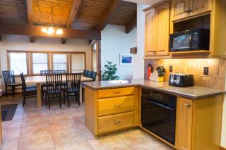 195 Basque Dr - Truckee - 2