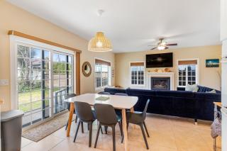 By the Wild Ocean Zen Abode - Seaside - 2