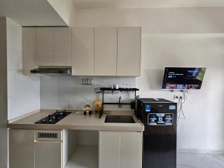 Apartement Skyhouse Bsd TL26K By LiviRooms Tangerang - Samporo - 3