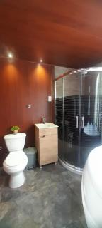 Glamping y Cabañas el Encanto los Lirios - Tota - 3