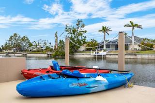 Solar Heated Pool, Hot Tub, Kayaks, Canal Views - Villa Tranquil Haven- Roelens Vacations - Cape Coral - 8