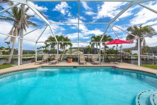 Gulf Access, Heated Saltwater Pool, Sleeps 8 - Cape Coastal - Roelens Vacations - Cape Coral - 0