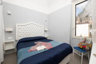 Vittoria House Centro Storico - Amalfi - 9