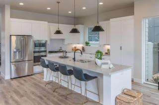 15 Bedroom Combined Super Luxury Home w- Private Pool! - Washington - 9