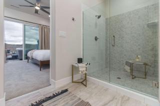 15 Bedroom Combined Super Luxury Home w- Private Pool! - Washington - 3