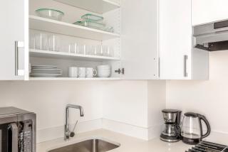 Midtown East 1BR w DM nr UN NYC-906 - 4