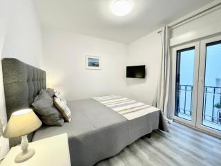 Muralla 12 Old Town- EaW Homes - 3