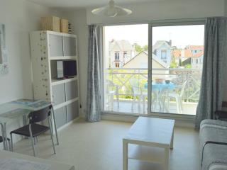 Studio lumineux près du centre avec balcon, parking privé et vélos - Le Pouliguen - FR-1-392-216 - Le Pouliguen - 2