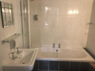The Priory Hotel - Louth - 1
