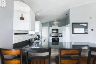 Five Bedroom Home in the Heart of St Aug Beach - St. Augustine - 5