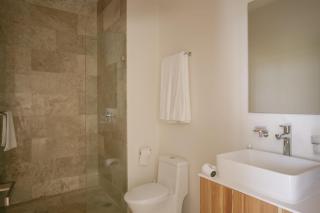 Large spacious and luxurious terrace - 2