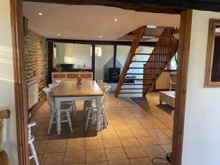 Rustic and spacious converted Barn - 4