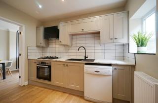 Stunning luxury 3 bed house with garden in North Leeds - Moortown - 5