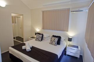 Marlin Cove Holiday Apartments - Trinity Beach - 8