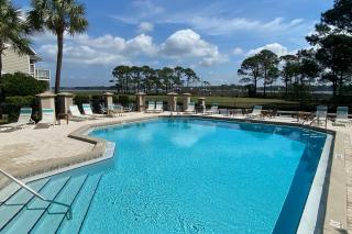 Harbour Point 817 - 8