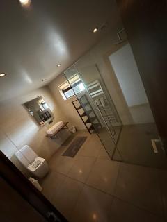 Hill Top House - - 1