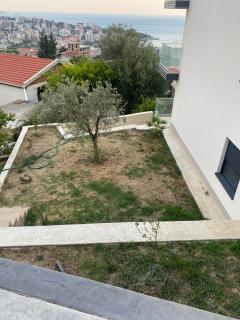 A. Montenegro - Dobra Voda - 5