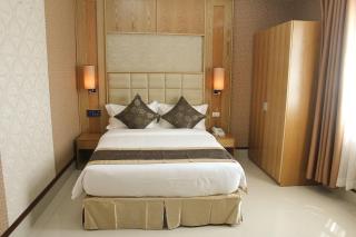 West Hotel - 9