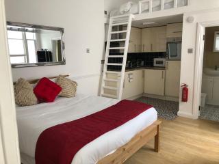 Westbourne Terrace by Citystaylondon - 0