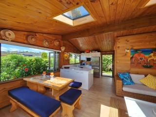 Glo's Place - Hahei - 3