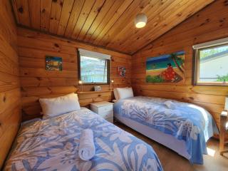 Glo's Place - Hahei - 4