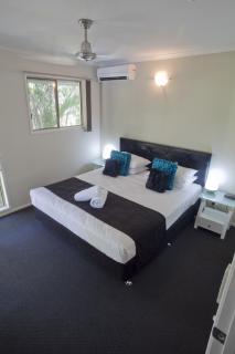 Marlin Cove Holiday Apartments - Trinity Beach - 5