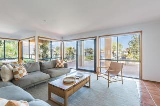 The Waterfront 4 bedroom river front home and pool - Noosaville - 6