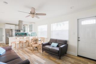The GUAVA DUFF - Beautiful KW home with space to chill & lots of FREE PARKING!! - Key West - 3