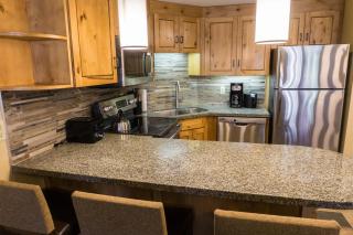 Prime Canyons Village Ski In Out Location - Park City - 6