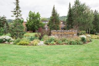 Park Avenue Upgraded 2 Bedroom Condominiums - 8