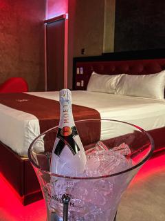 Motel Boutique Qatro - Ensenada - 2