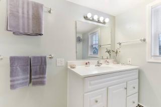 Private Lakefront Luxury Minutes to the Falls - Youngstown - 5