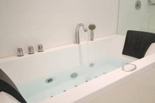 Large Penthouse 3BR with jacuzzi, Best for Kids - 1