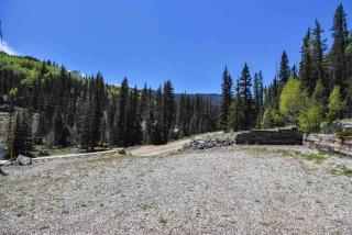 Brown Bear Lodge - - Red River - 9