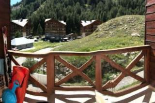 Allos, logement pieds des pistes, à 10 minutes de la base de loisirs - Allos - 1