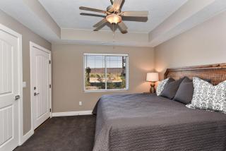 W106-Kokopelli Suite-Ground Floor 3-bedroom Pool view - 7