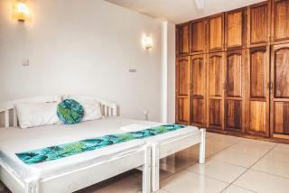 BEACHFRONT FURNISHED APARTMENT - Mombasa - 0
