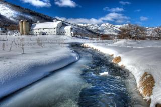 Park Avenue Upgraded 3 Bedroom Condominiums - Park City - 2
