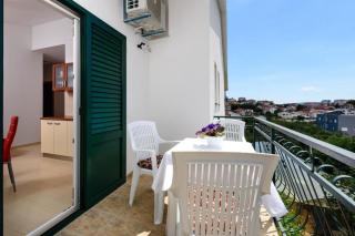 Apartment in Seget Vranjica with sea view, balcony, air conditioning, WiFi 5142-3 - Seget Vranjica - 4