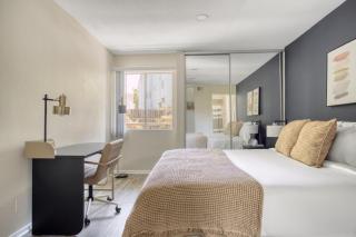Ample Westwood 2BR nr UCLAMedical Center LAX-137 - Los Angeles - 2