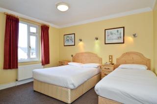 Hibernian Hotel & Leisure Centre - 3