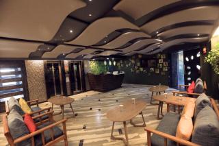 Humming Bird Hotel & Banquet - Anand - 4