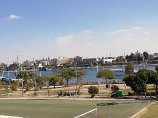 Nile Roof Hotel& Restaurant - 2