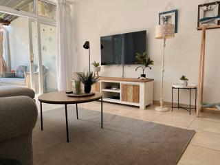 Mallorca Beachfront Unit Umdloti - 8