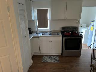 Sandy Mutts at the Beach cottage - 4