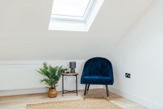 Contemporary 1 Bedroom Loft in Ilford, London - Ilford - 3