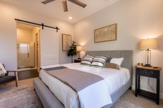 Combined 13 Bedroom On The Eighth-Private Pools and Games! - Washington - 3