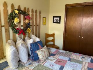 Yellow Rose - Tucumcari - 5