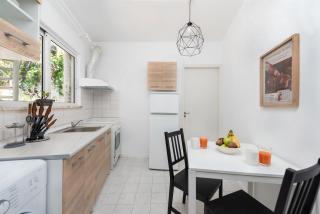 Modern House with Courtyard nearby the Old Town - Rodes - 7